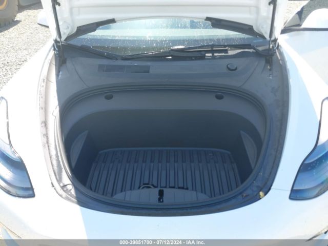 Photo 9 VIN: 5YJ3E1EA9PF562478 - TESLA MODEL 3 