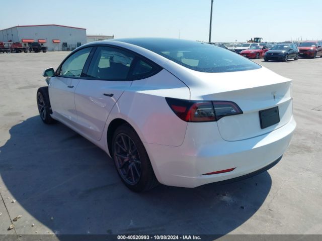 Photo 2 VIN: 5YJ3E1EA9PF585632 - TESLA MODEL 3 