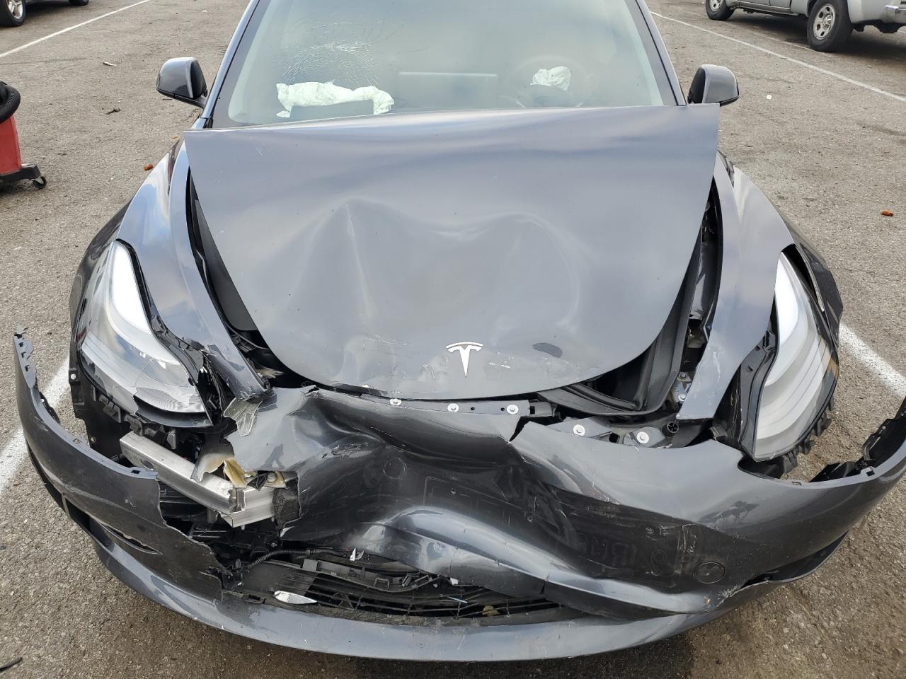 Photo 10 VIN: 5YJ3E1EA9PF609248 - TESLA MODEL 3 