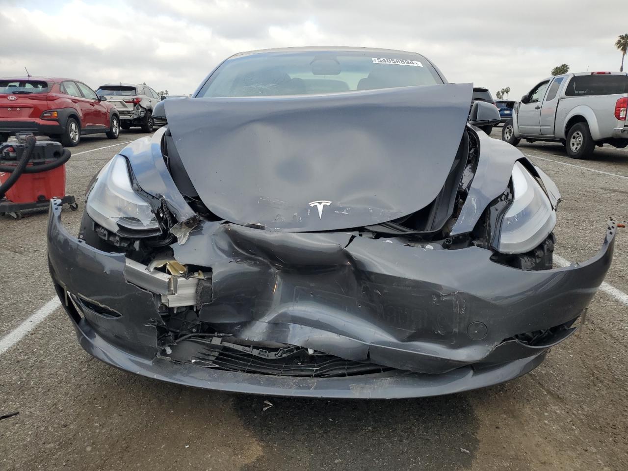 Photo 4 VIN: 5YJ3E1EA9PF609248 - TESLA MODEL 3 