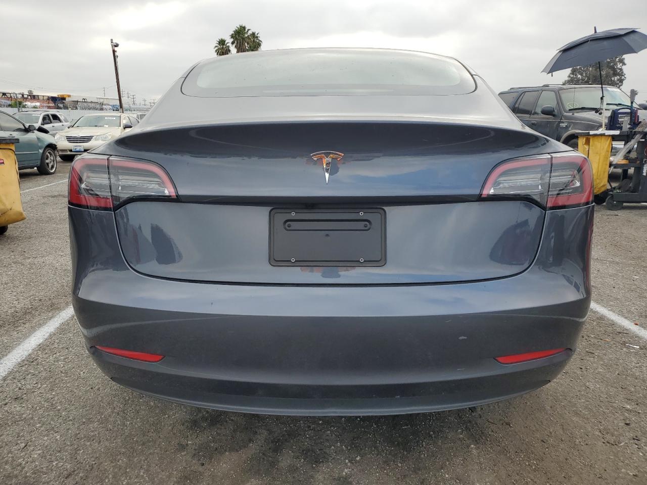 Photo 5 VIN: 5YJ3E1EA9PF609248 - TESLA MODEL 3 