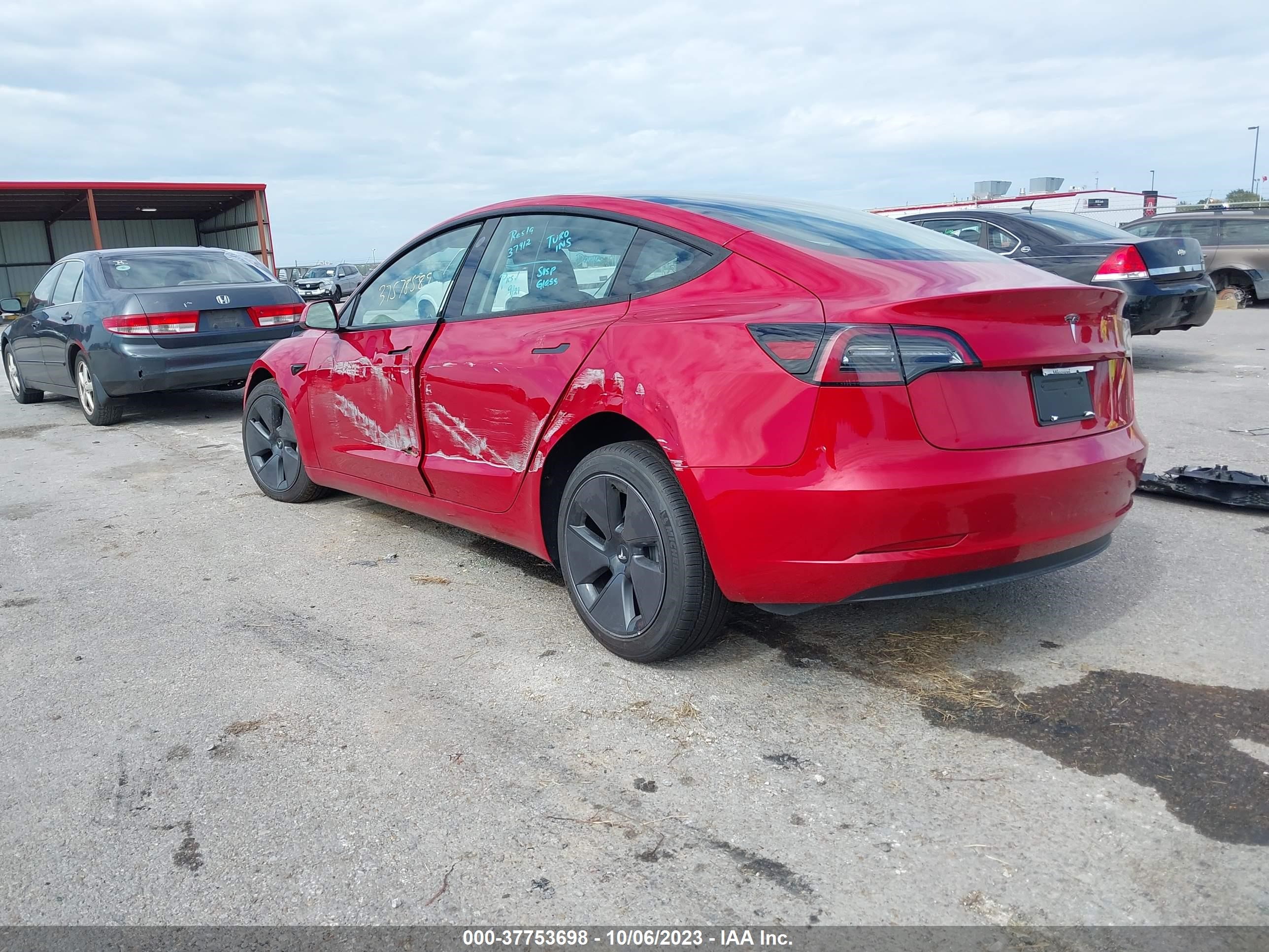 Photo 2 VIN: 5YJ3E1EA9PF625319 - TESLA MODEL 3 