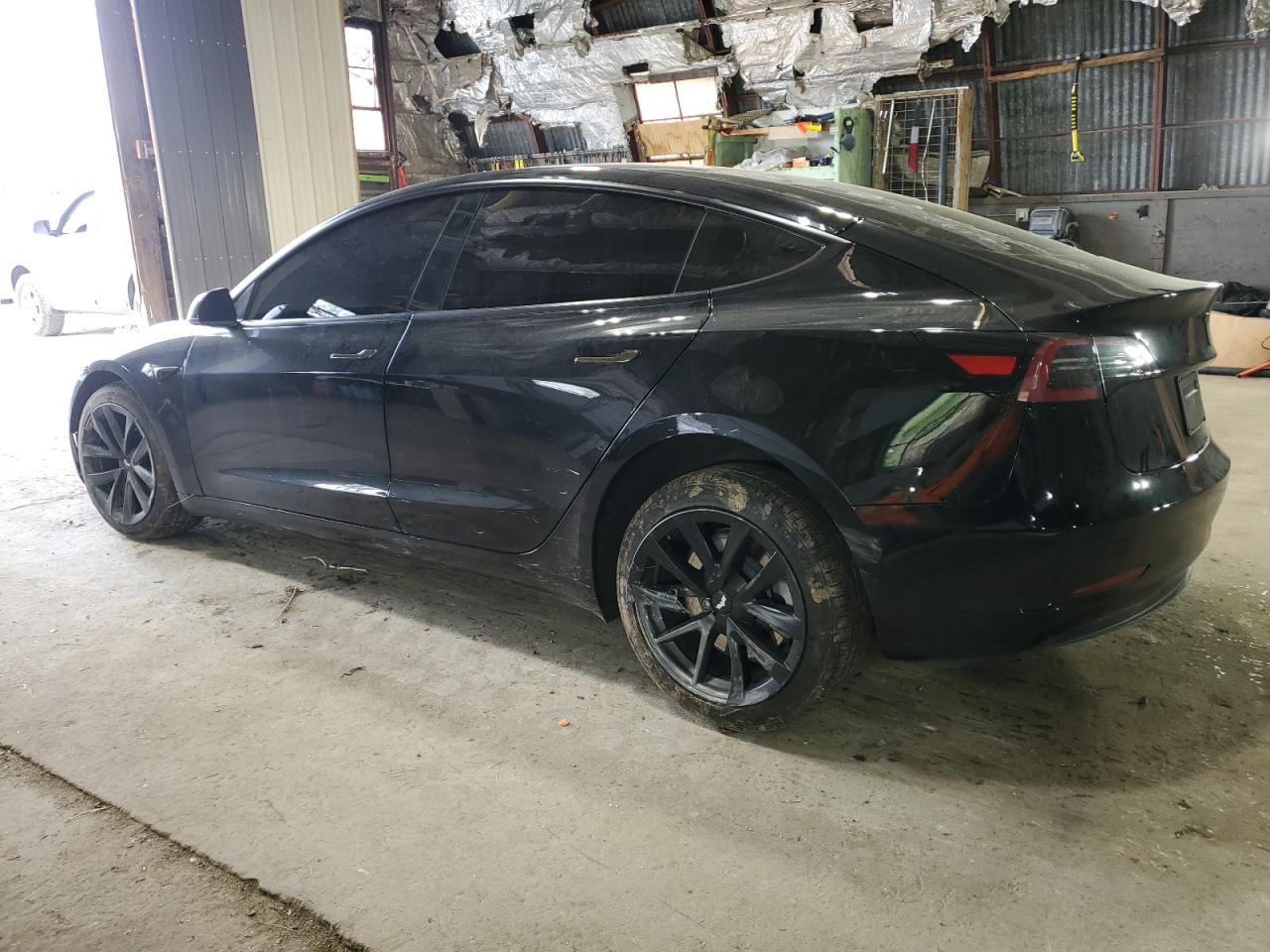 Photo 1 VIN: 5YJ3E1EA9PF666789 - TESLA MODEL 3 