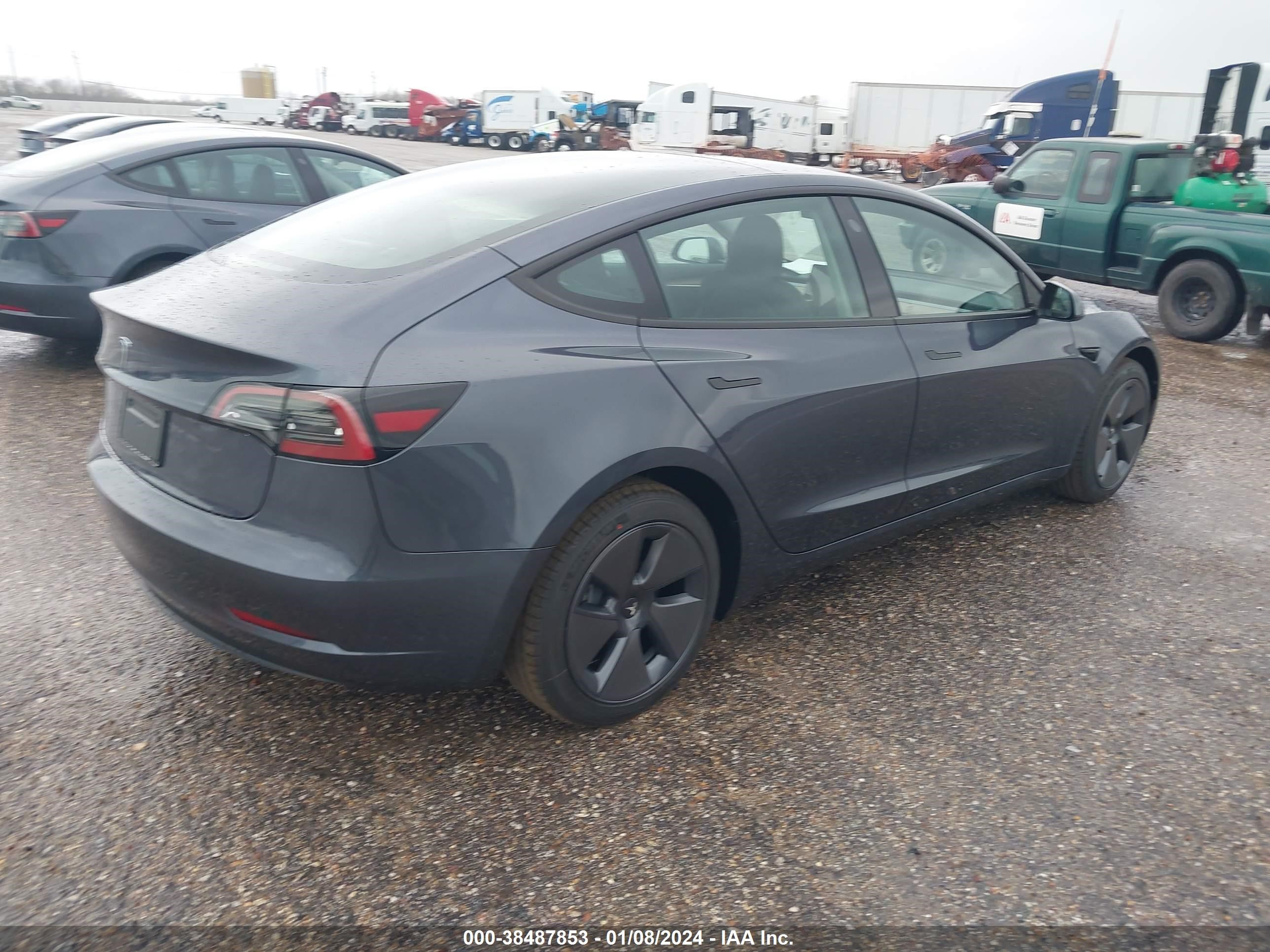 Photo 3 VIN: 5YJ3E1EA9PF705428 - TESLA MODEL 3 