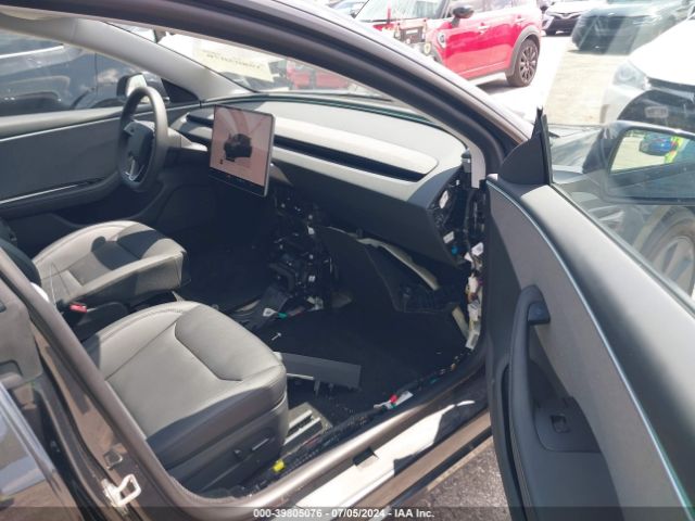 Photo 4 VIN: 5YJ3E1EA9RF726413 - TESLA MODEL 3 