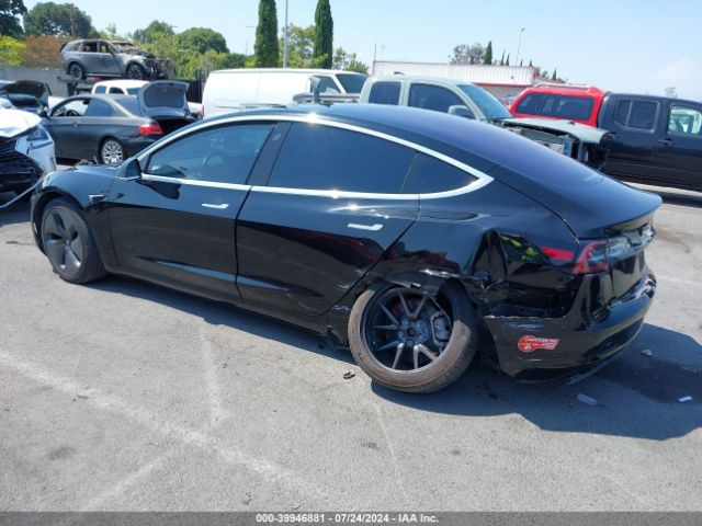 Photo 2 VIN: 5YJ3E1EAXHF001174 - TESLA MODEL 3 