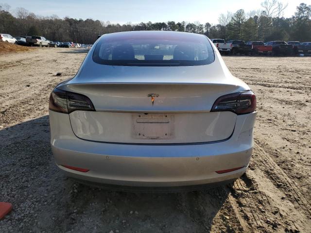 Photo 5 VIN: 5YJ3E1EAXJF017851 - TESLA MODEL 3 