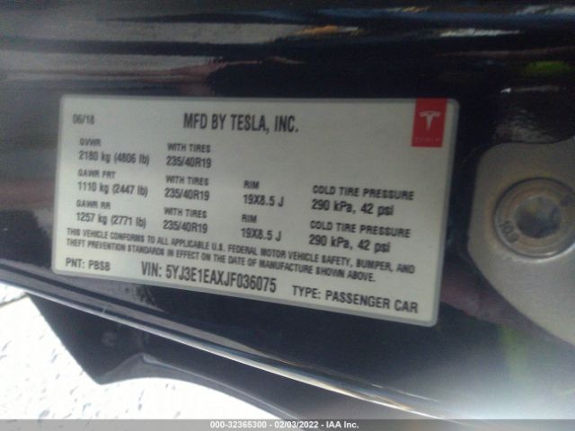 Photo 8 VIN: 5YJ3E1EAXJF036075 - TESLA MODEL 3 