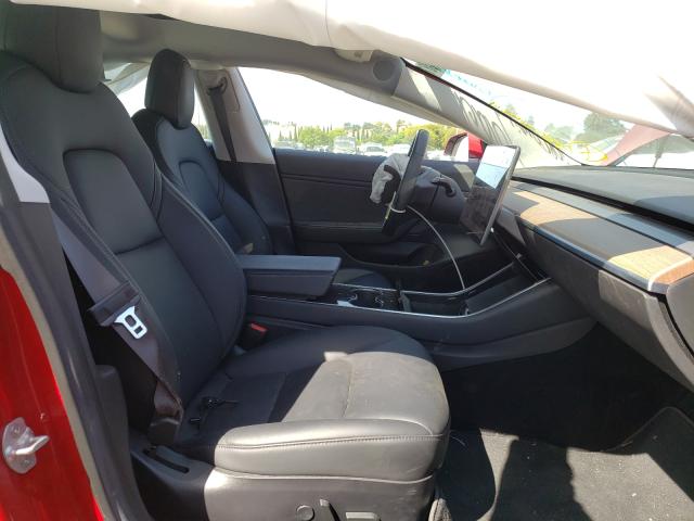 Photo 4 VIN: 5YJ3E1EAXJF037596 - TESLA MODEL 3 