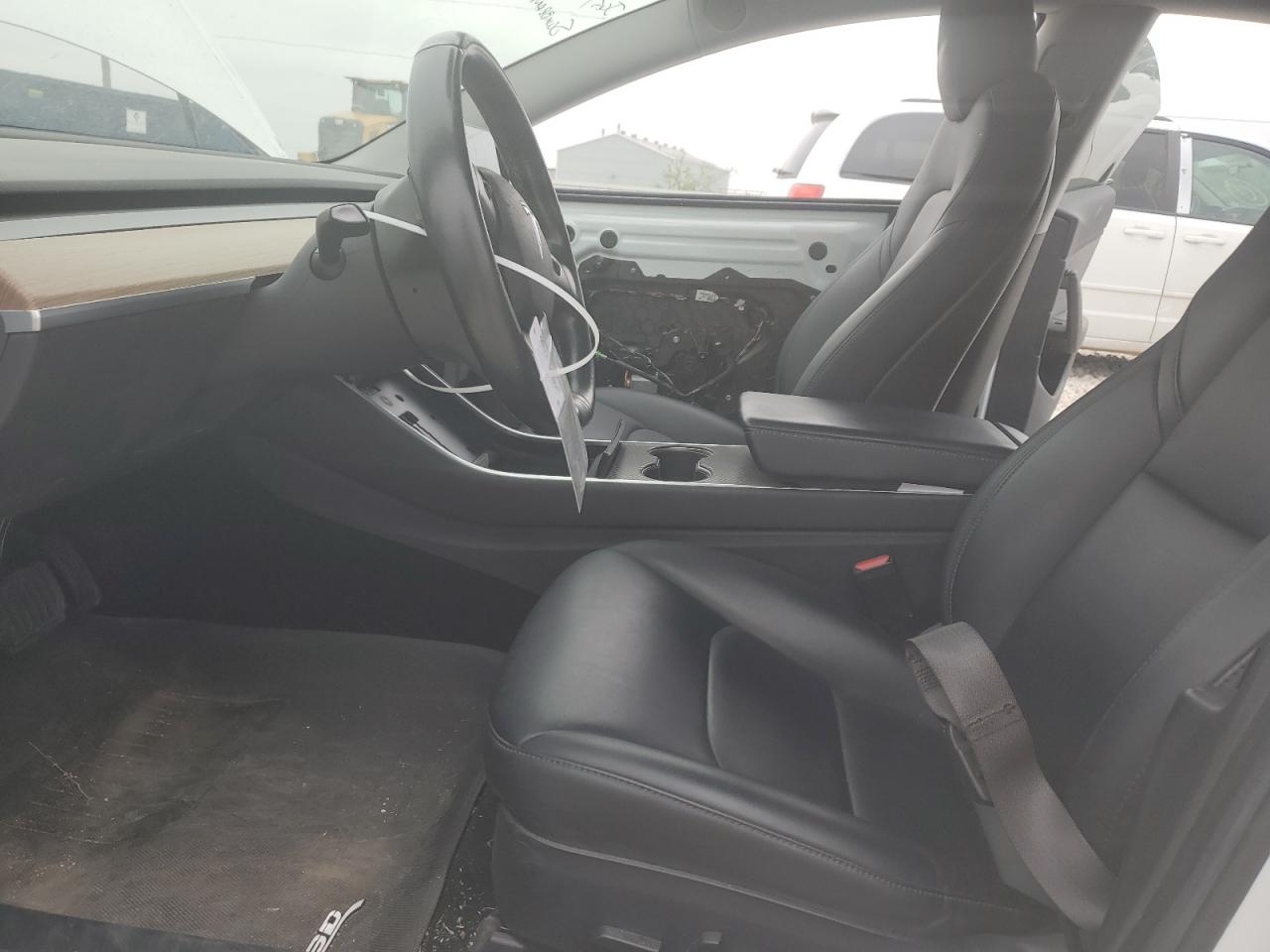 Photo 6 VIN: 5YJ3E1EAXJF042149 - TESLA MODEL 3 