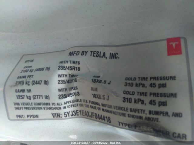 Photo 8 VIN: 5YJ3E1EAXJF044418 - TESLA MODEL 3 