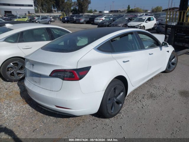 Photo 3 VIN: 5YJ3E1EAXJF044435 - TESLA MODEL 3 