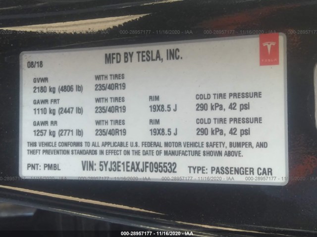 Photo 8 VIN: 5YJ3E1EAXJF095532 - TESLA MODEL 3 