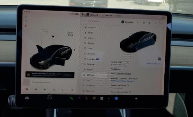 Photo 8 VIN: 5YJ3E1EAXJF098480 - TESLA MODEL 3 