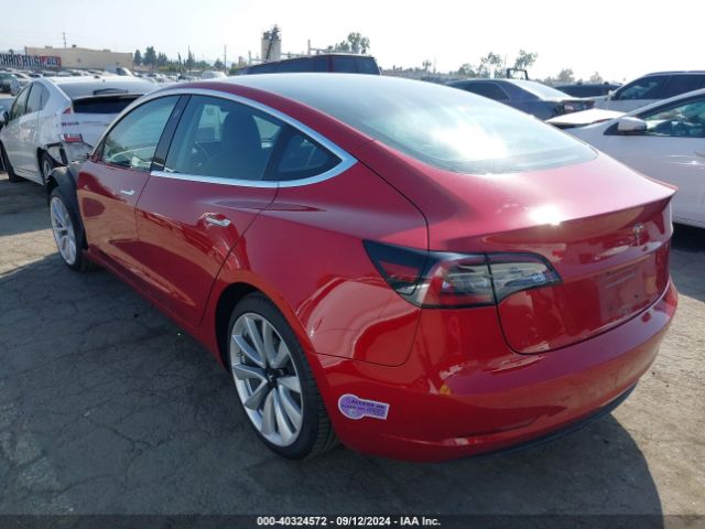 Photo 2 VIN: 5YJ3E1EAXJF126049 - TESLA MODEL 3 