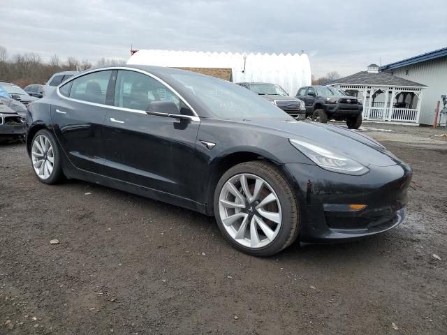 Photo 3 VIN: 5YJ3E1EAXJF154501 - TESLA MODEL 3 