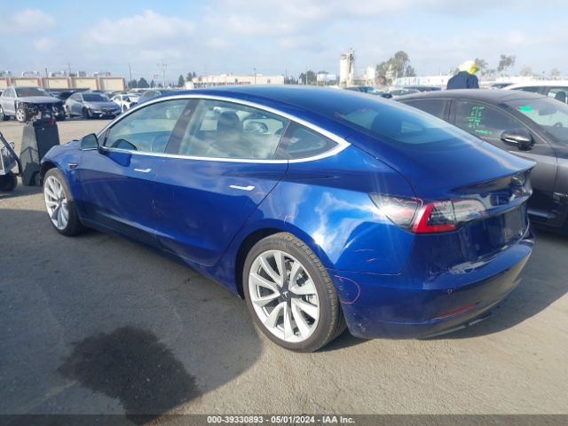 Photo 2 VIN: 5YJ3E1EAXJF164431 - TESLA MODEL 3 