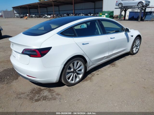 Photo 3 VIN: 5YJ3E1EAXJF165045 - TESLA MODEL 3 