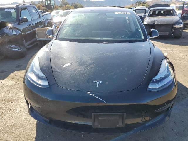 Photo 4 VIN: 5YJ3E1EAXJF166194 - TESLA MODEL 3 