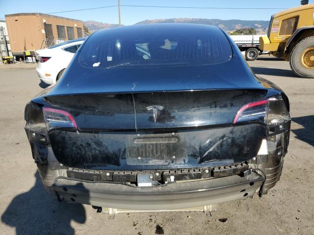 Photo 5 VIN: 5YJ3E1EAXJF166194 - TESLA MODEL 3 