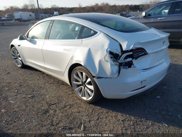 Photo 2 VIN: 5YJ3E1EAXJF169628 - TESLA MODEL 3 