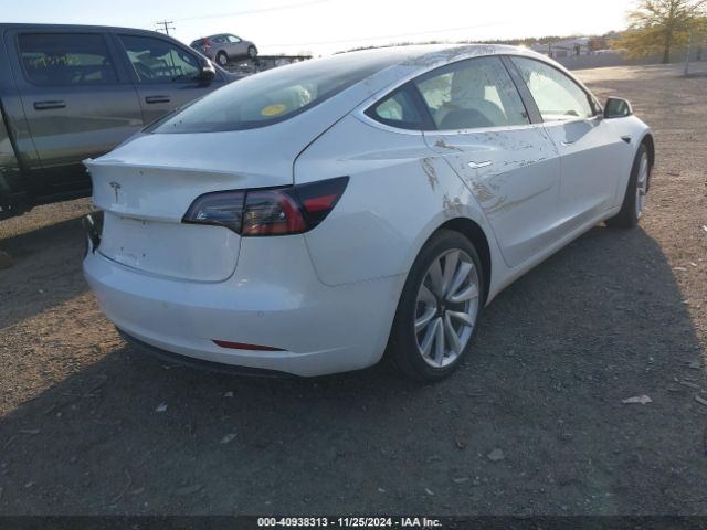 Photo 3 VIN: 5YJ3E1EAXJF169628 - TESLA MODEL 3 