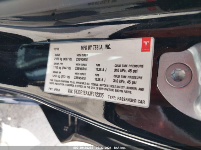 Photo 8 VIN: 5YJ3E1EAXJF172335 - TESLA MODEL 3 