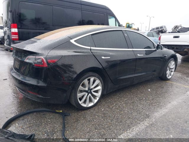 Photo 3 VIN: 5YJ3E1EAXJF179401 - TESLA MODEL 3 