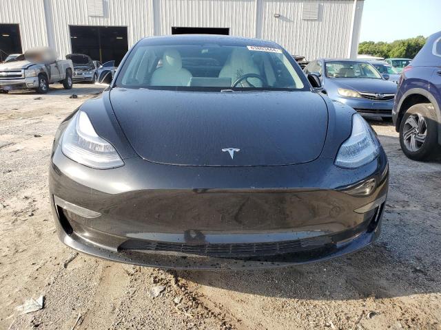 Photo 4 VIN: 5YJ3E1EAXKF301613 - TESLA MODEL 3 