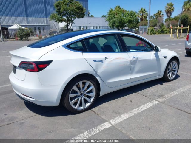 Photo 3 VIN: 5YJ3E1EAXKF302650 - TESLA MODEL 3 