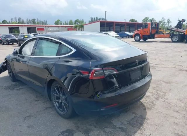 Photo 2 VIN: 5YJ3E1EAXKF305807 - TESLA MODEL 3 