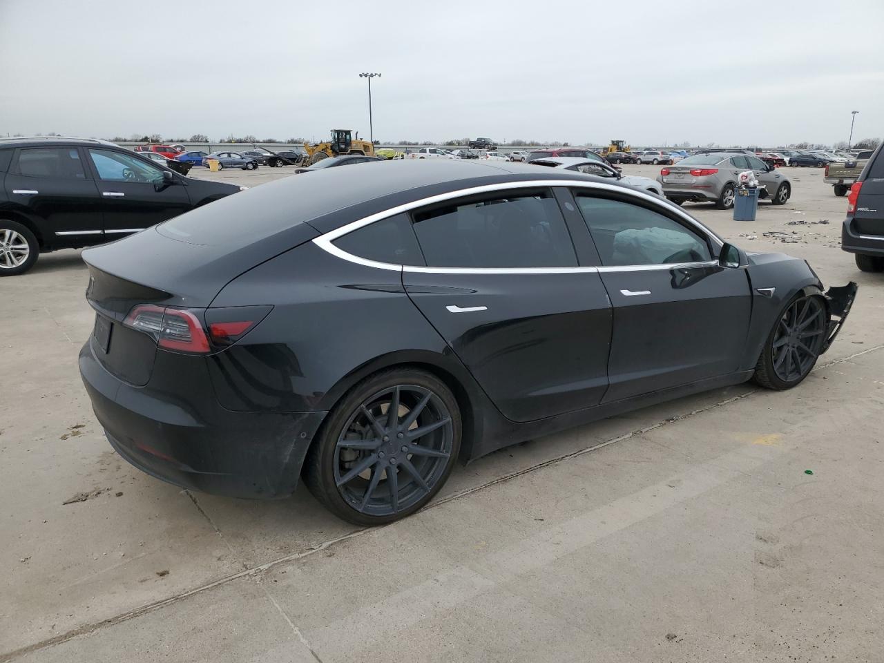 Photo 2 VIN: 5YJ3E1EAXKF399154 - TESLA MODEL 3 