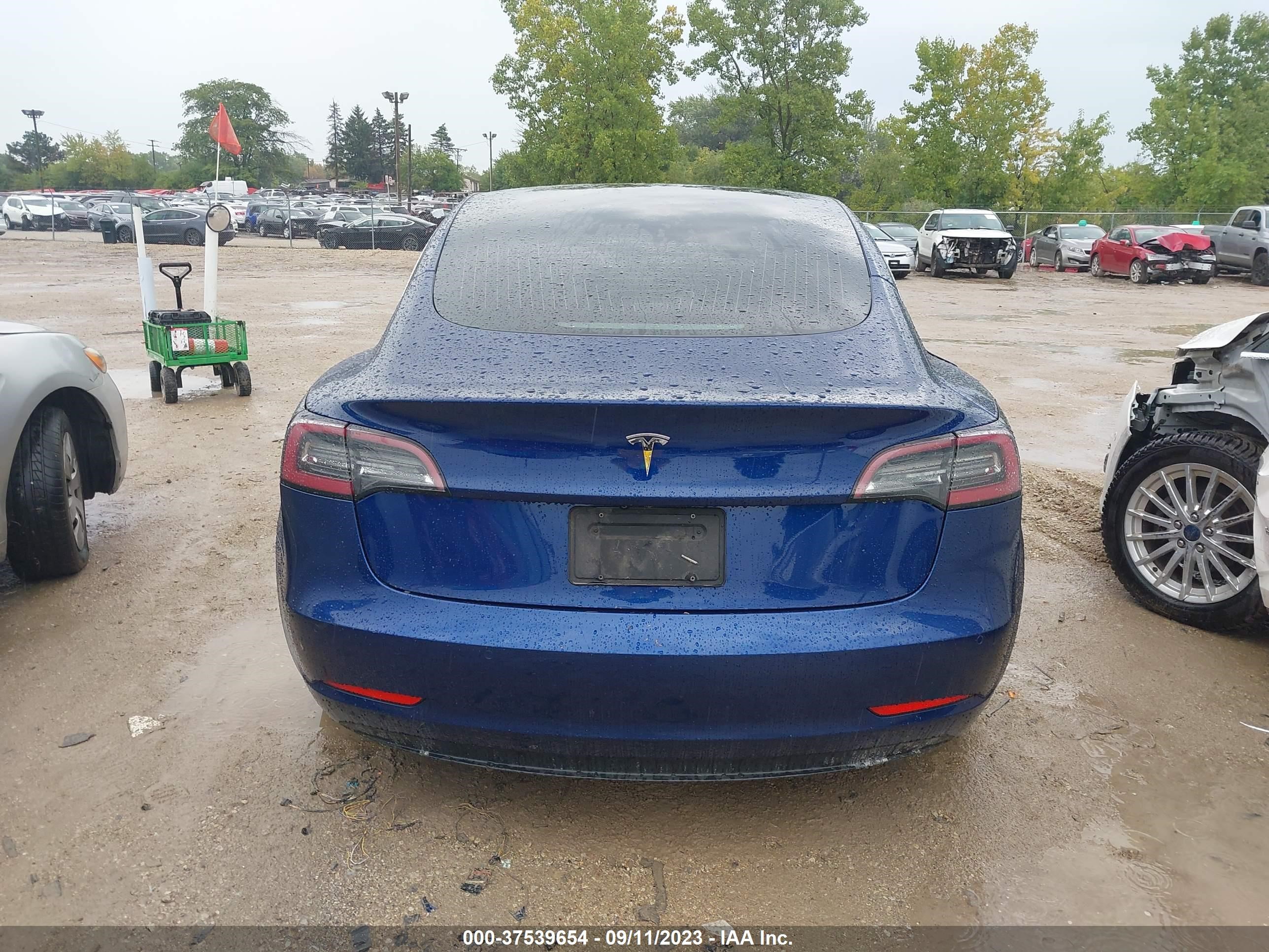 Photo 14 VIN: 5YJ3E1EAXKF411898 - TESLA MODEL 3 