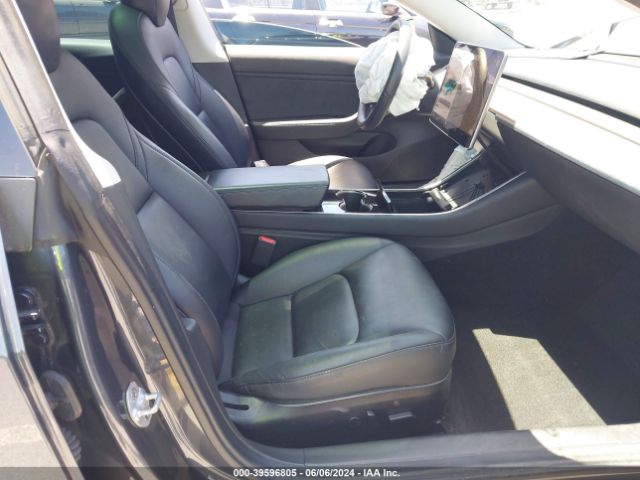 Photo 4 VIN: 5YJ3E1EAXKF447493 - TESLA MODEL 3 