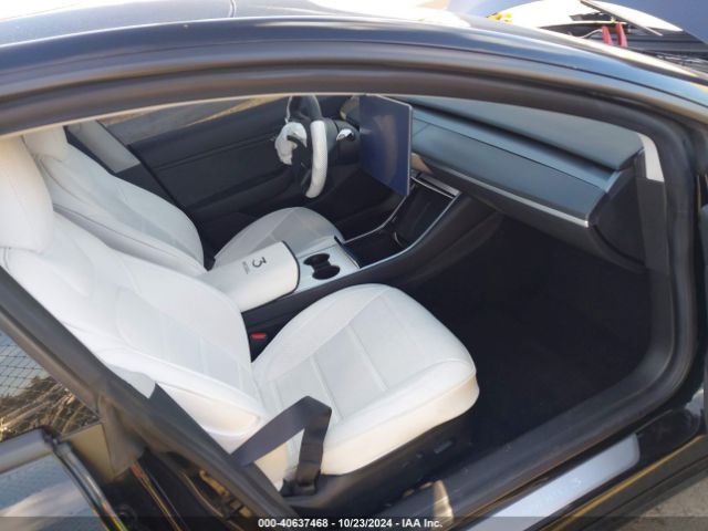 Photo 4 VIN: 5YJ3E1EAXKF484656 - TESLA MODEL 3 