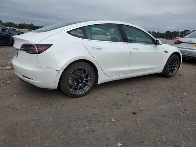 Photo 2 VIN: 5YJ3E1EAXLF599002 - TESLA MODEL 3 