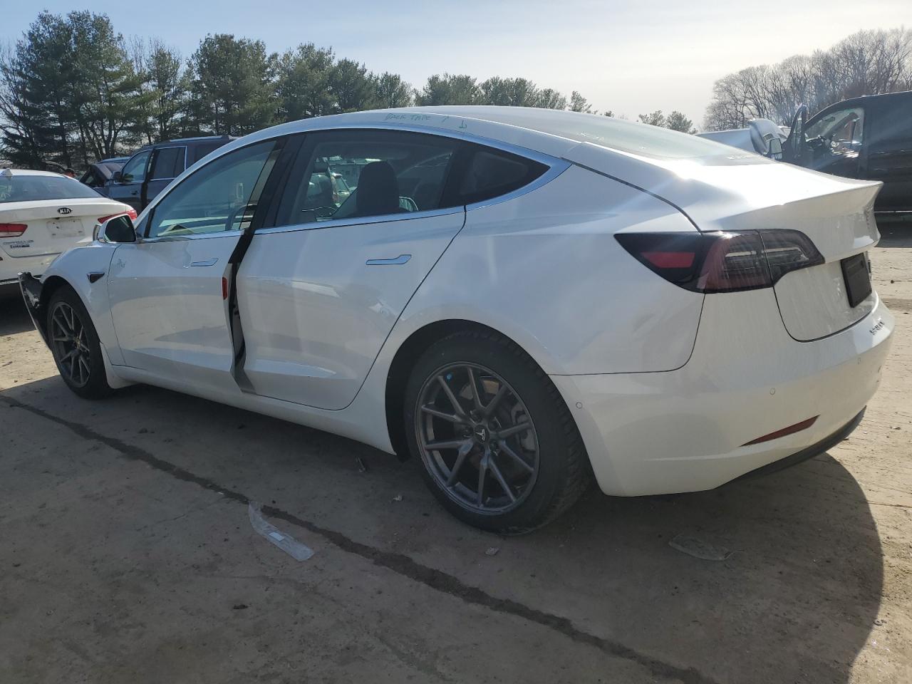 Photo 1 VIN: 5YJ3E1EAXLF792654 - TESLA MODEL 3 