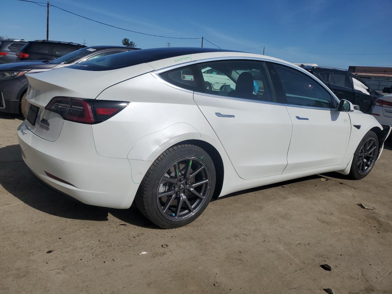 Photo 2 VIN: 5YJ3E1EAXLF792654 - TESLA MODEL 3 