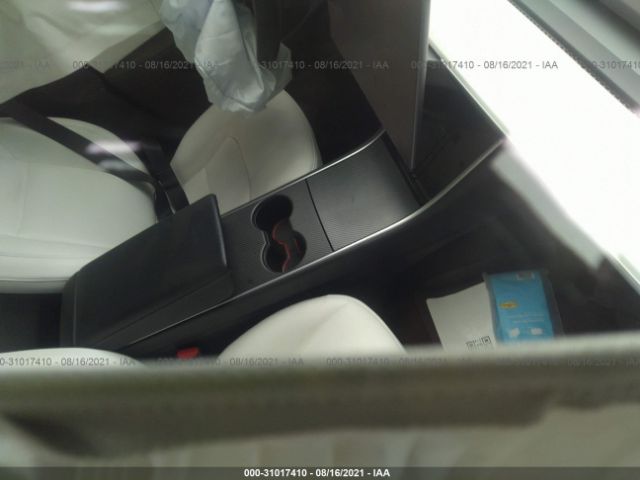 Photo 4 VIN: 5YJ3E1EAXLF793173 - TESLA MODEL 3 