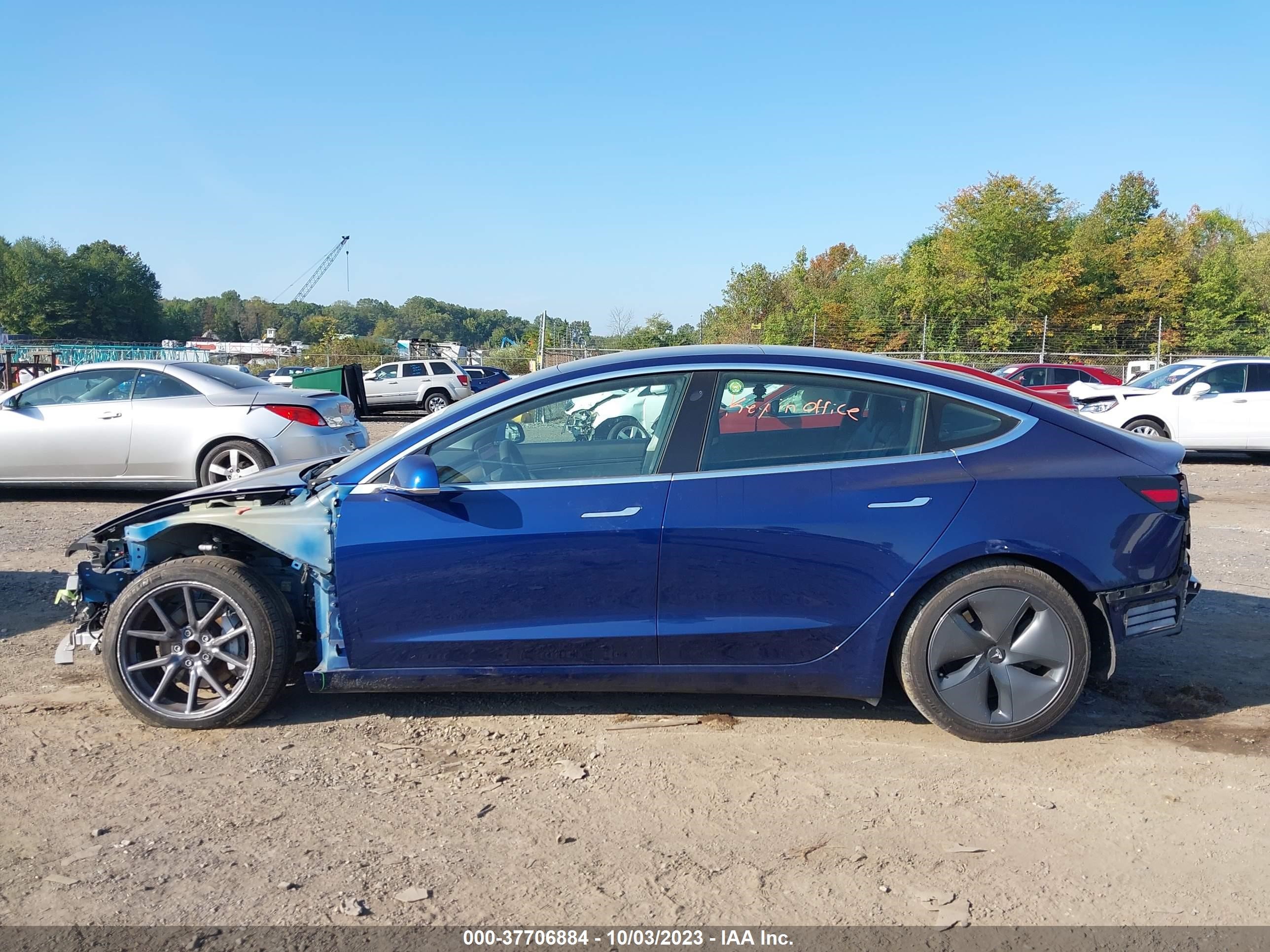 Photo 12 VIN: 5YJ3E1EAXLF796946 - TESLA MODEL 3 