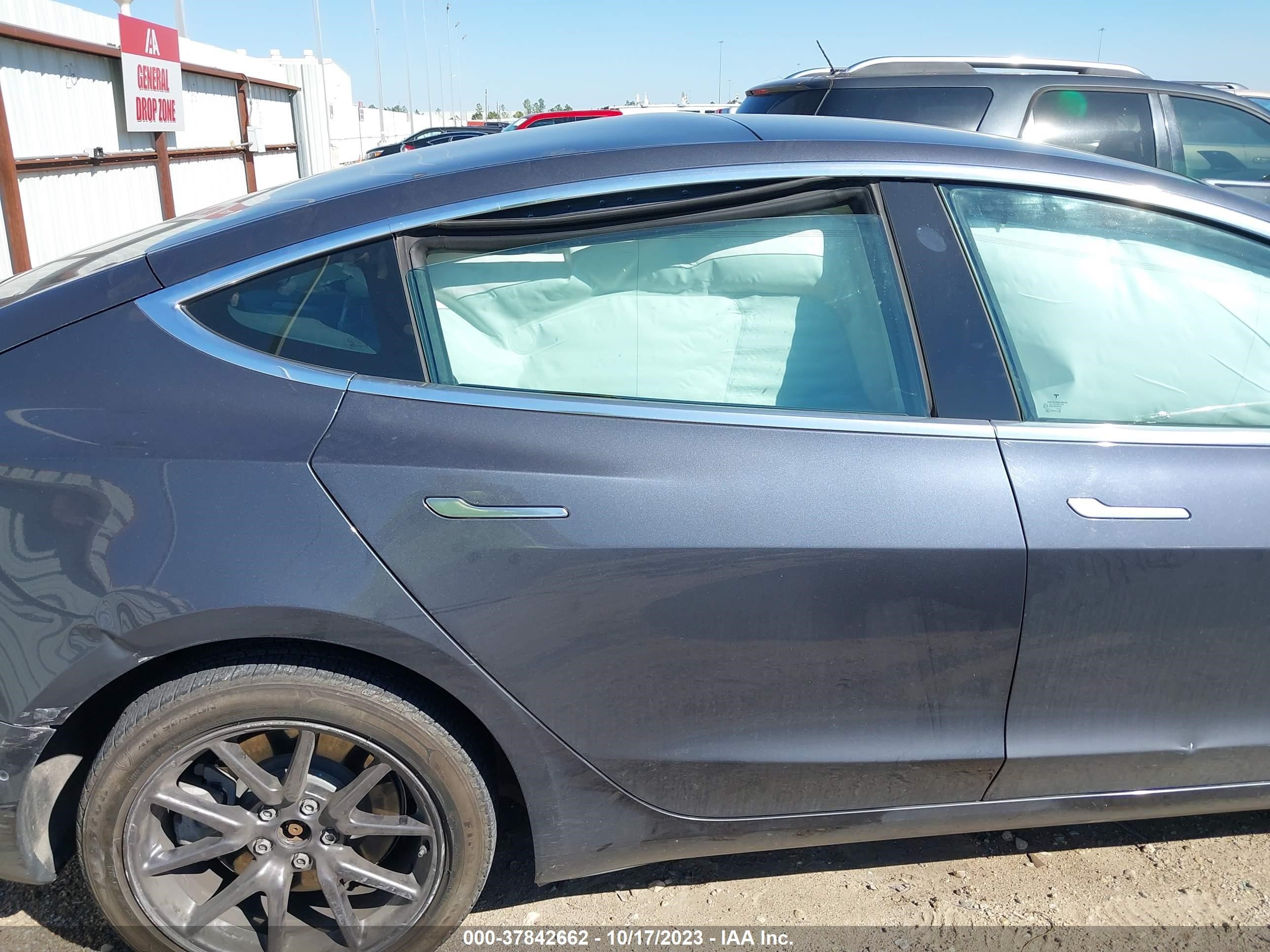 Photo 6 VIN: 5YJ3E1EAXLF799152 - TESLA MODEL 3 