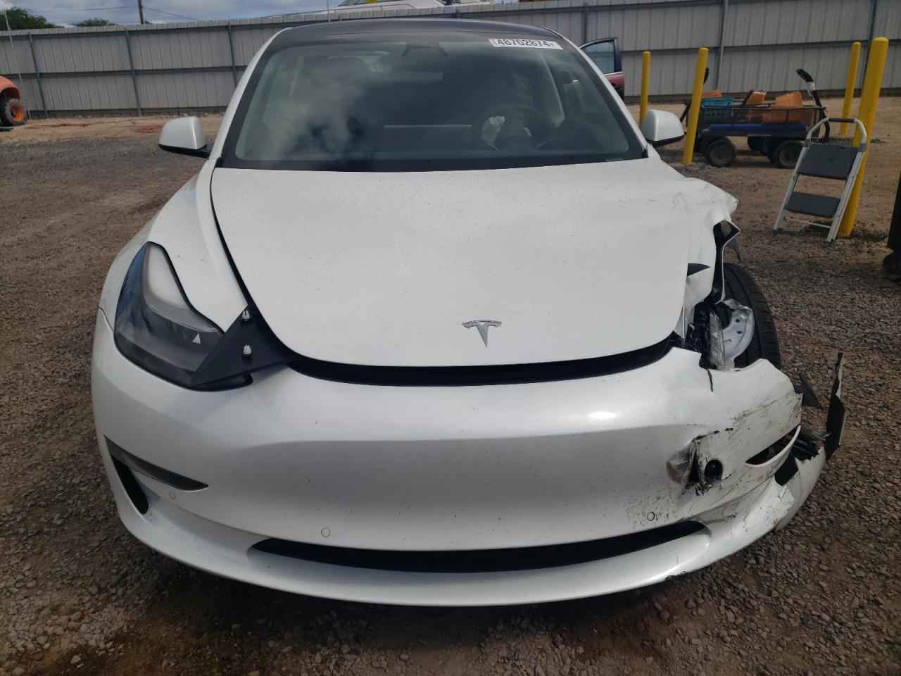 Photo 4 VIN: 5YJ3E1EAXMF031821 - TESLA MODEL 3 