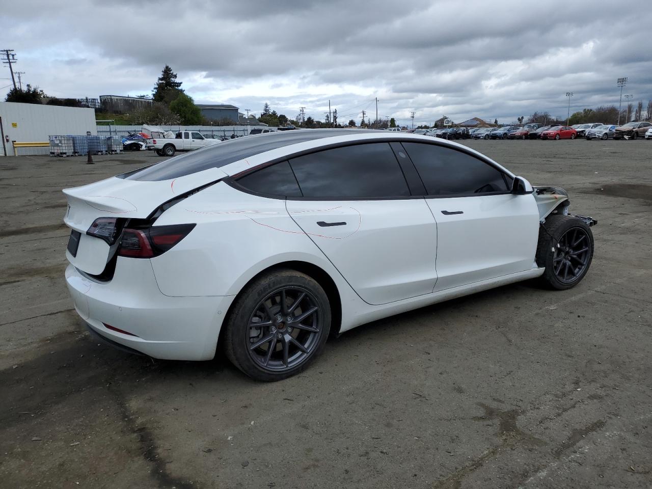 Photo 2 VIN: 5YJ3E1EAXMF072790 - TESLA MODEL 3 