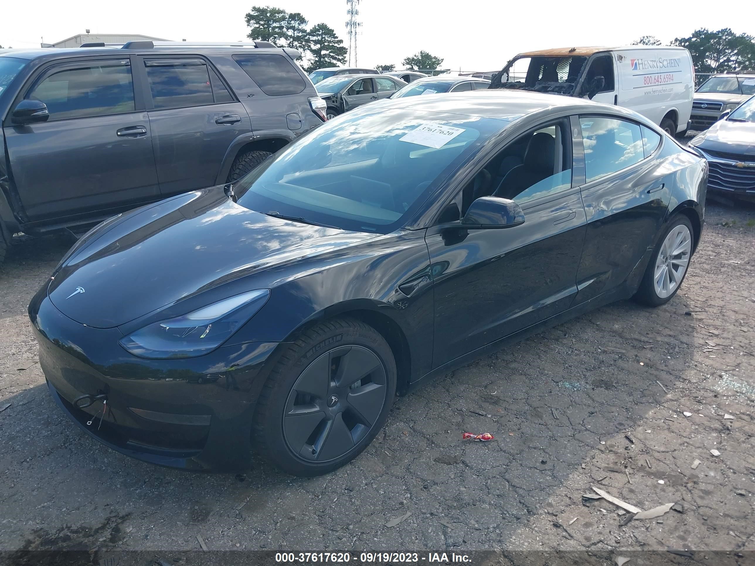 Photo 1 VIN: 5YJ3E1EAXMF092697 - TESLA MODEL 3 