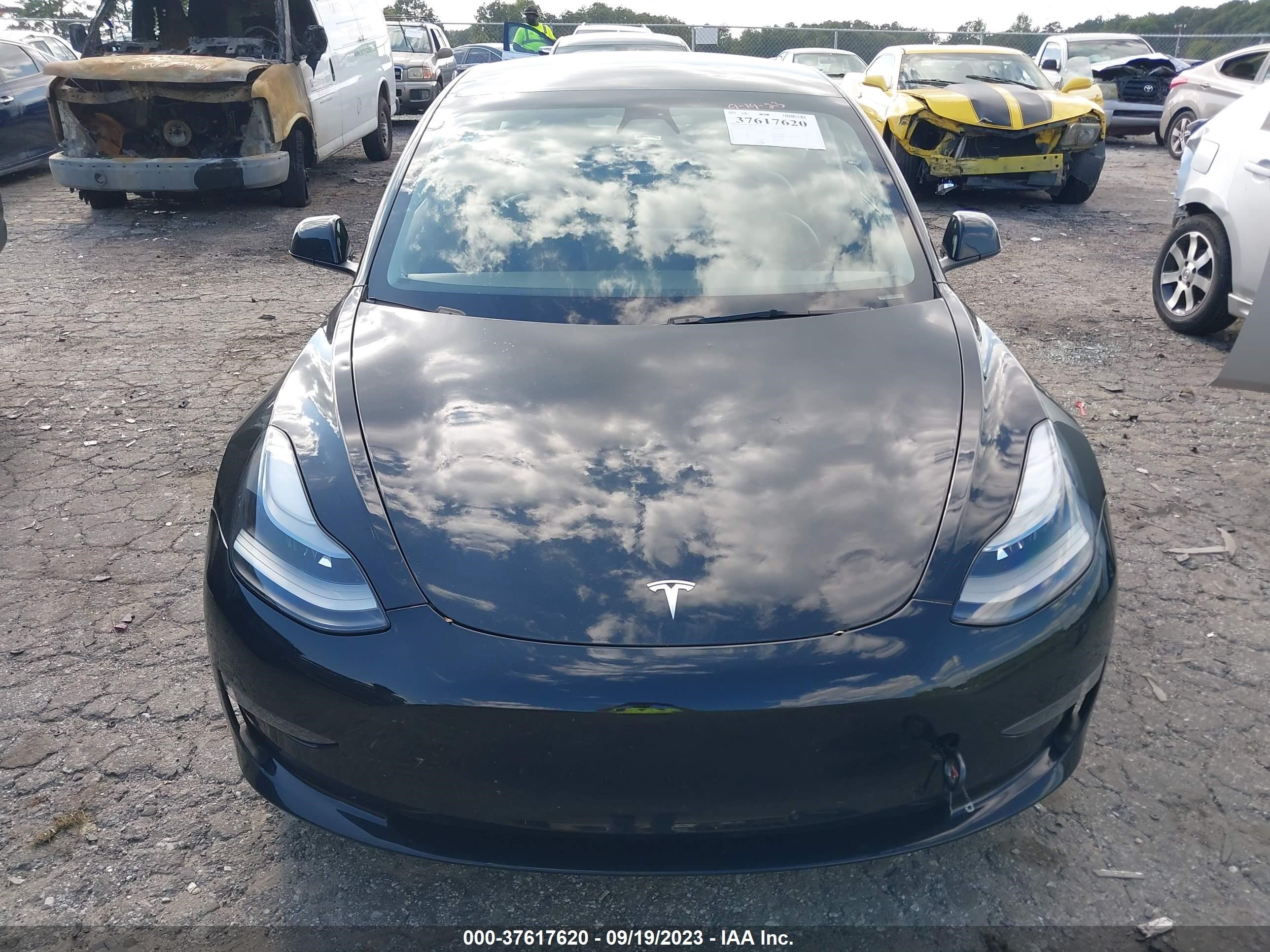 Photo 10 VIN: 5YJ3E1EAXMF092697 - TESLA MODEL 3 