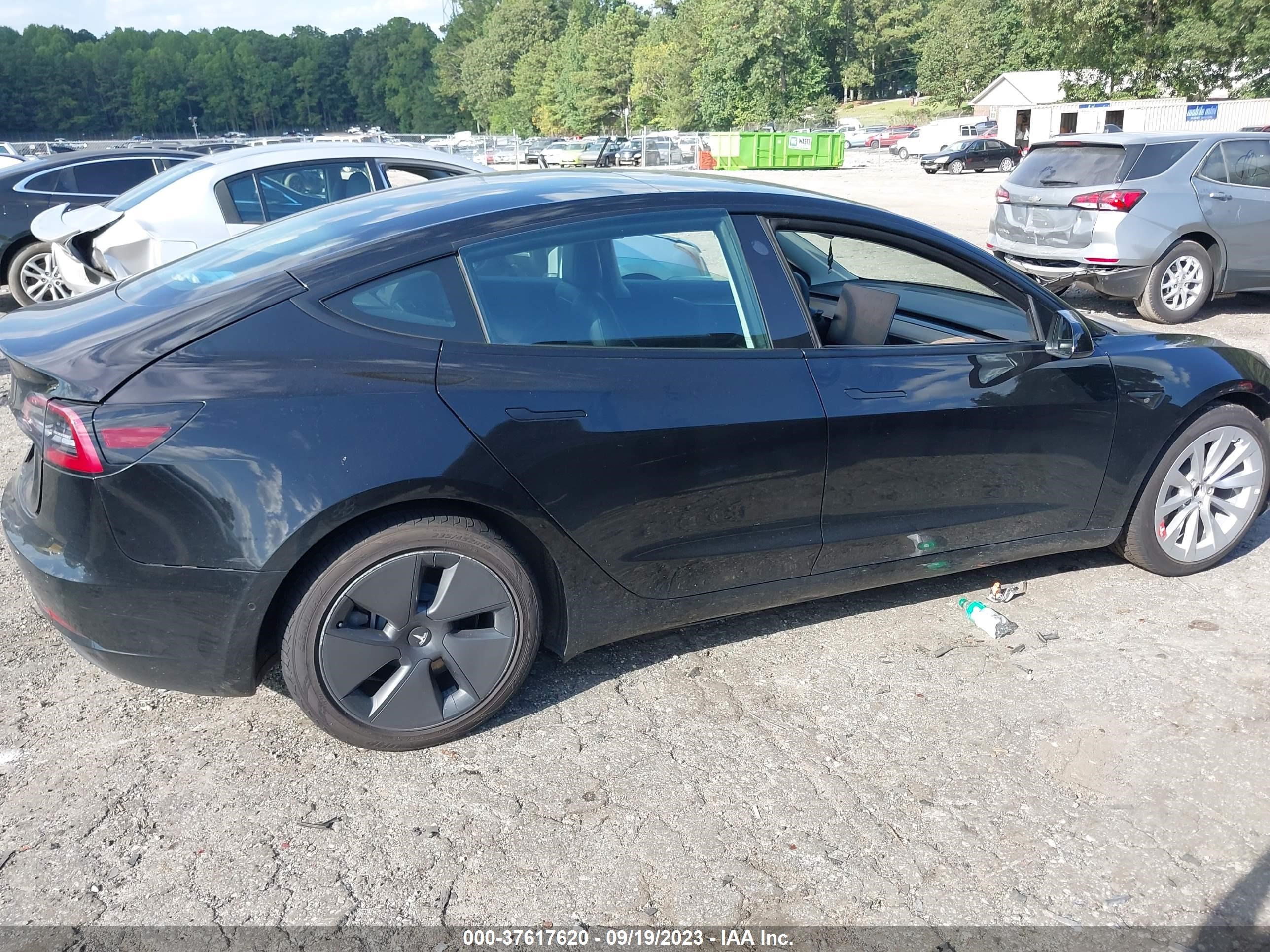 Photo 11 VIN: 5YJ3E1EAXMF092697 - TESLA MODEL 3 