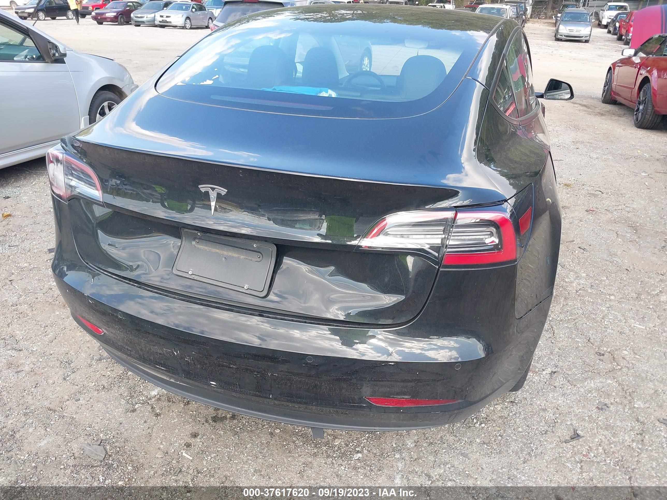 Photo 5 VIN: 5YJ3E1EAXMF092697 - TESLA MODEL 3 