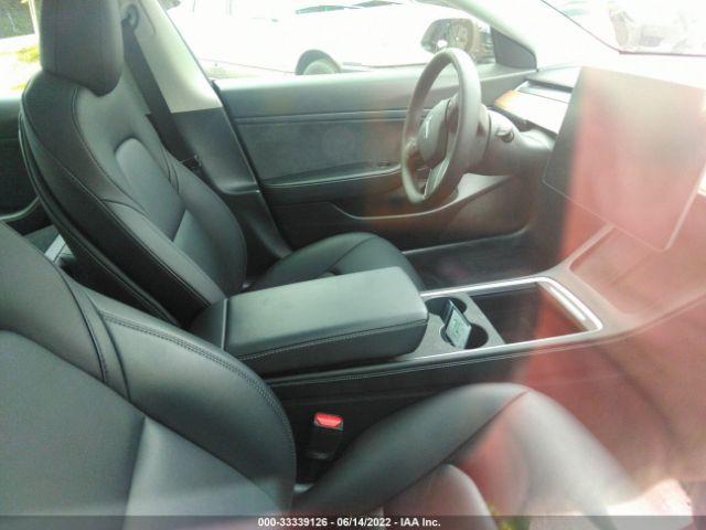 Photo 4 VIN: 5YJ3E1EAXMF867788 - TESLA MODEL 3 