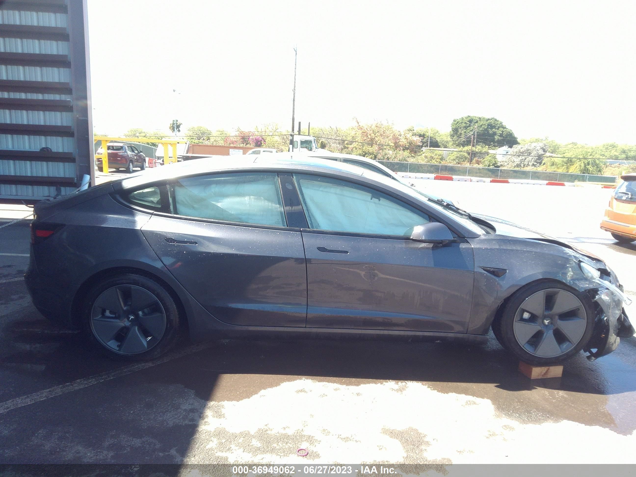 Photo 11 VIN: 5YJ3E1EAXMF981838 - TESLA MODEL 3 