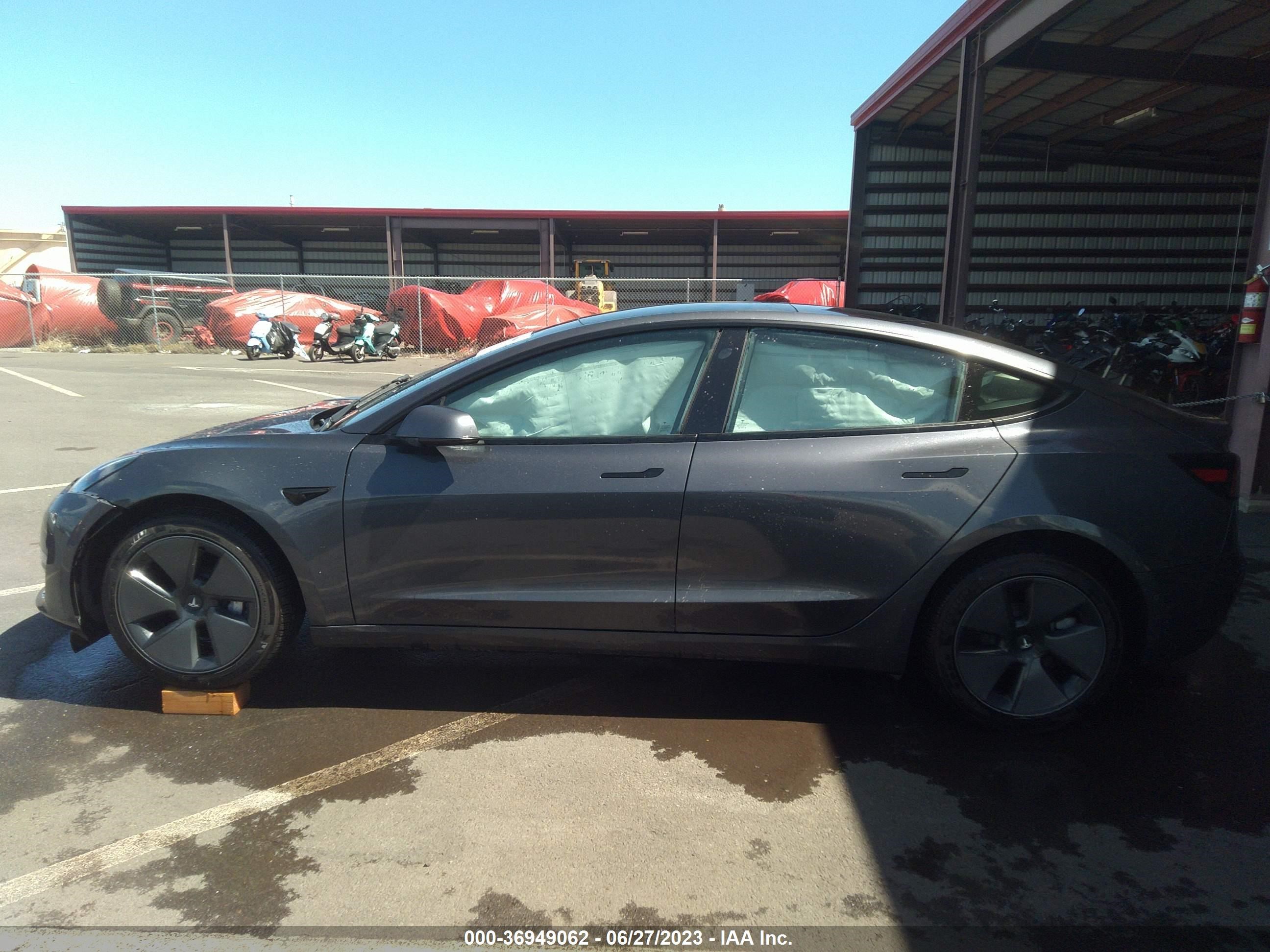 Photo 12 VIN: 5YJ3E1EAXMF981838 - TESLA MODEL 3 